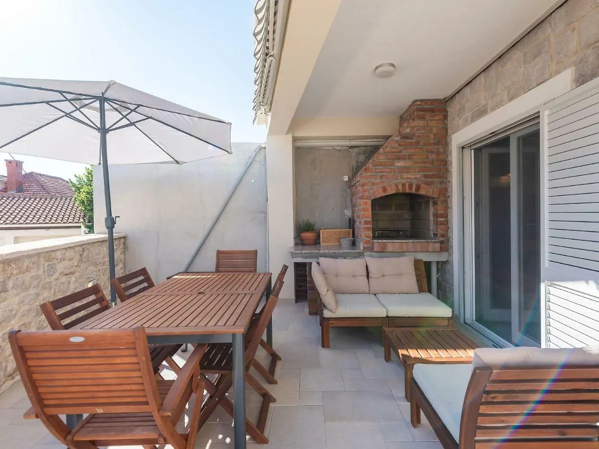 Cozy Holiday Home In Petrcane With Private Terrace Kožino Chorwacja