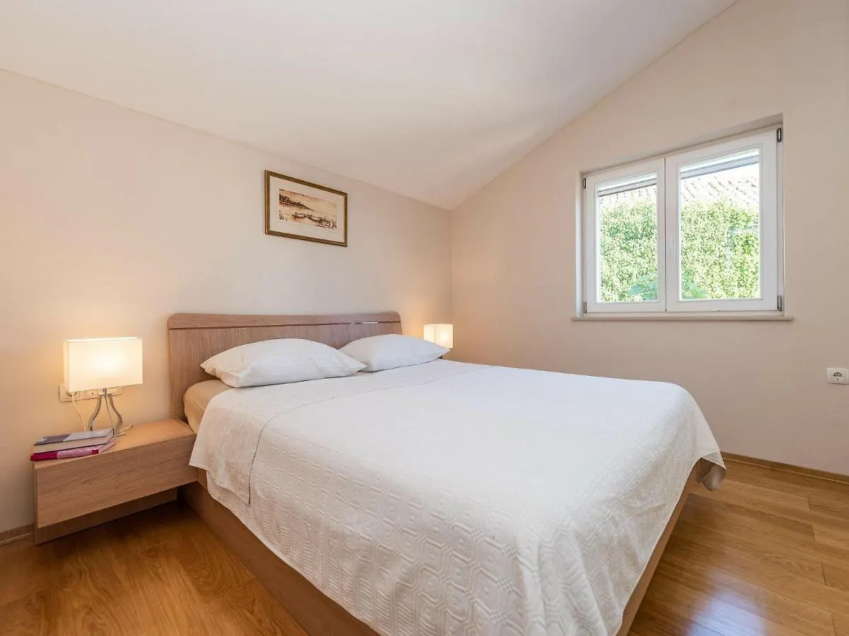 Cozy Holiday Home In Petrcane With Private Terrace Kožino Chorwacja